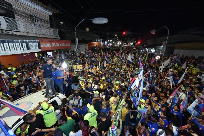 ACM Neto participa de carreata em Vitória da Conquista e consolida sentimento de mudança a quatro dias das eleições — imagem 2